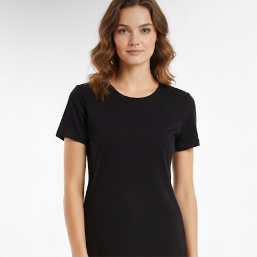 🎁 FREE W/ BUNDLE*  NWT United Colors of Benetton Supima Cotton Black Tee S